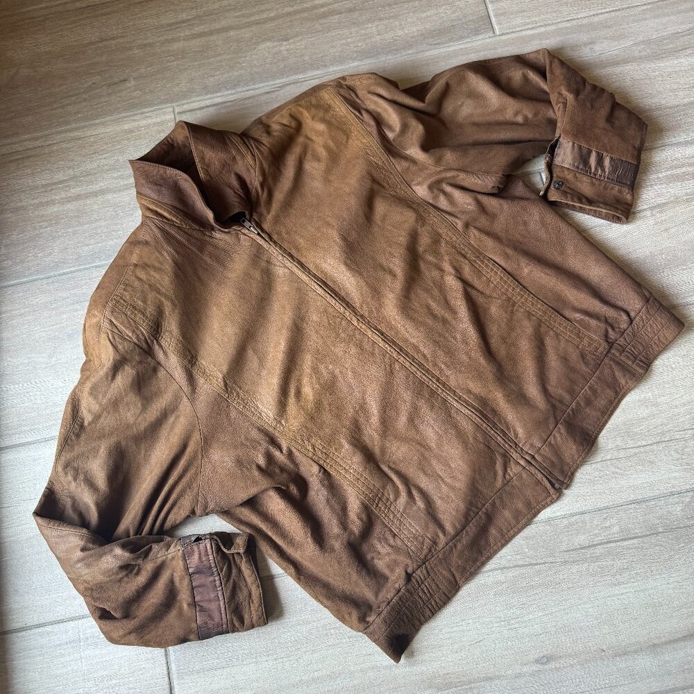 Neiman Marcus Vintage Tan Leather Jacket | Men’s Size 44 | Classic Outerwear
